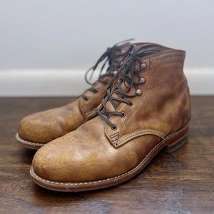 Women’s Wolverine 1000 mile boots.